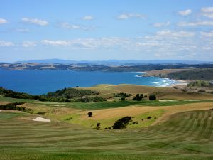 Kauri Cliffs Range Beach